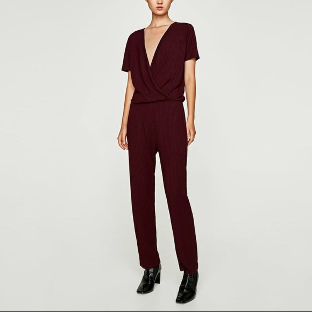 ZARA Knit ribber burgundy jumpsuit